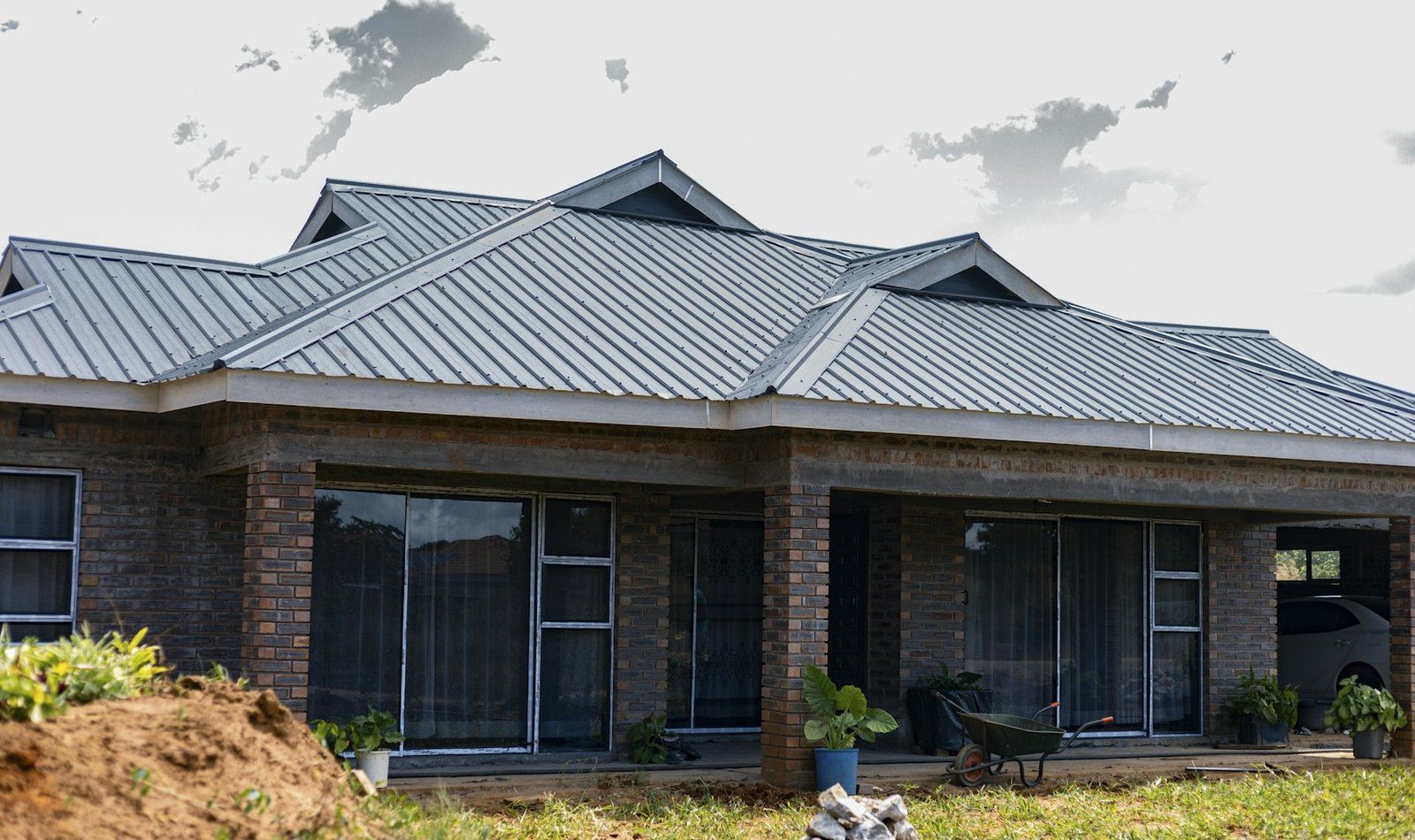 A modern single-storey family home